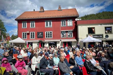 Klassisk konsert og masse publikum