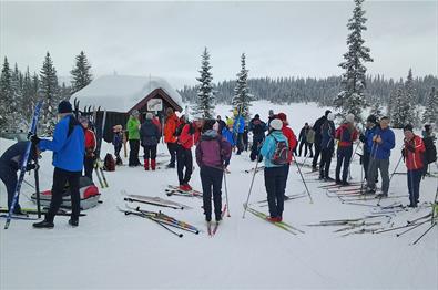 Die "Vaffelbua" liegt an der Langlaufloipe Grün 4 südwestlich des Beitostølener Skistadions.