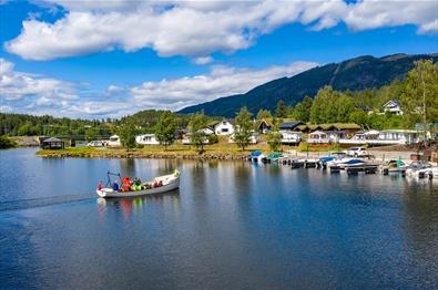 Boattrip on Lake Aurdalsfjorden and Begna