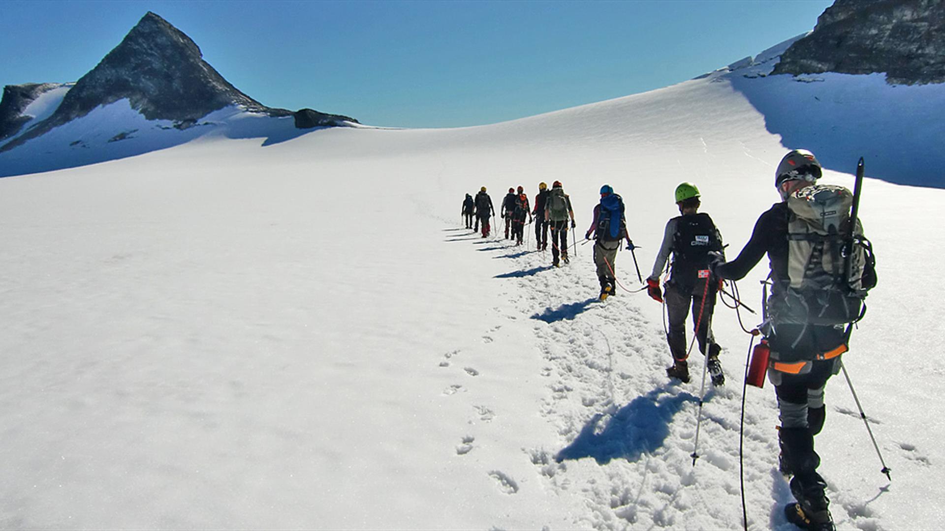 Guidede fjellturer i Jotunheimen.
