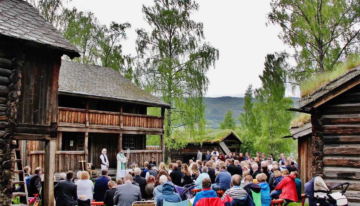 Gudstjeneste på Valdres Folkemuseum Gudstjeneste på Valdres Folkemuseum