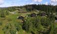 Oversiktsbilde over Aurdal Fjellpark Valdres en sommerdag.