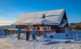Service building with lift pass sales and ski rental at Valdres Alpinsenter in Aurdal.