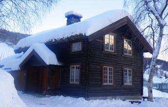 Stor og koselig hytte til lange vinterkvelder.