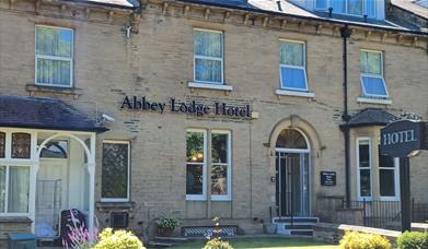 Abbey Lodge Hotel Exterior