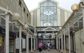 Airedale Shopping Centre