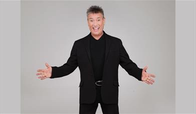 A picture of comedian Billy Pearce