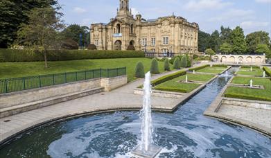 Fountain outside Cartwright Hall