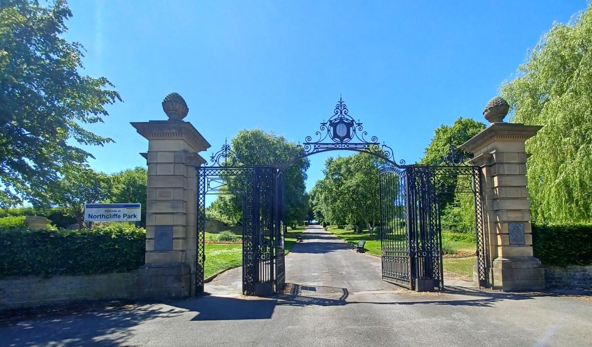 Northcliffe Park Gate