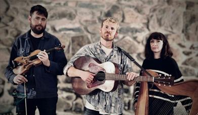 Gwilym Bowen Rhys Trio at Y Tabernacl