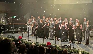 A Christmas Singalong with Sgarmes