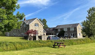 Maesyfelin Isaf in Ceredigion