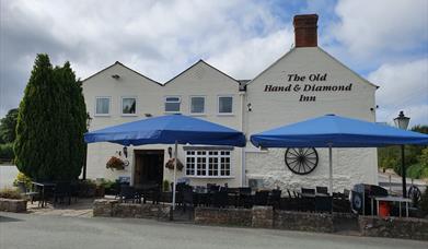 Old Hand & Diamond Inn