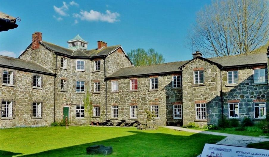 Y Dolydd | Llanfyllin Workhouse - Open Doors 2025