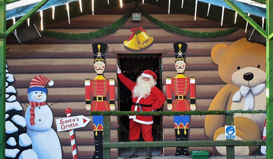 Visit Santa at The Animalarium