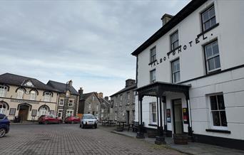 Tregaron Town Square