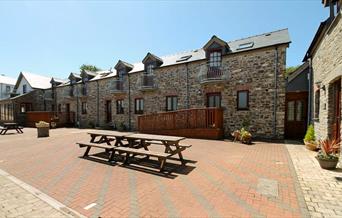 Bryncarnedd Cottages