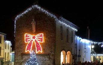 Hay-on-Wye Christmas Lights Switch On