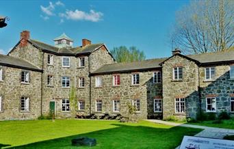 Y Dolydd | Llanfyllin Workhouse - Open Doors 2025