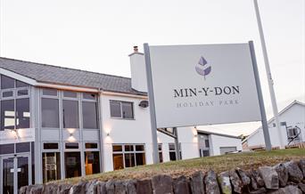 Min-y-Don Holiday & Touring Park