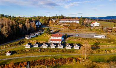 Hedmarktoppen Camping og hytteutleie dronebilde