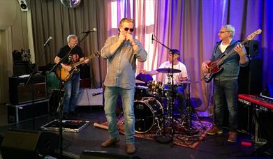 Eftasblues med Hamar Bluesband lørdag 7. juni 2025 kl. 15.00  på Gregers Live Hamar