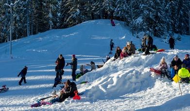 HHT: Kom deg ut-dagen på Gåsbu - Hele Norge båler