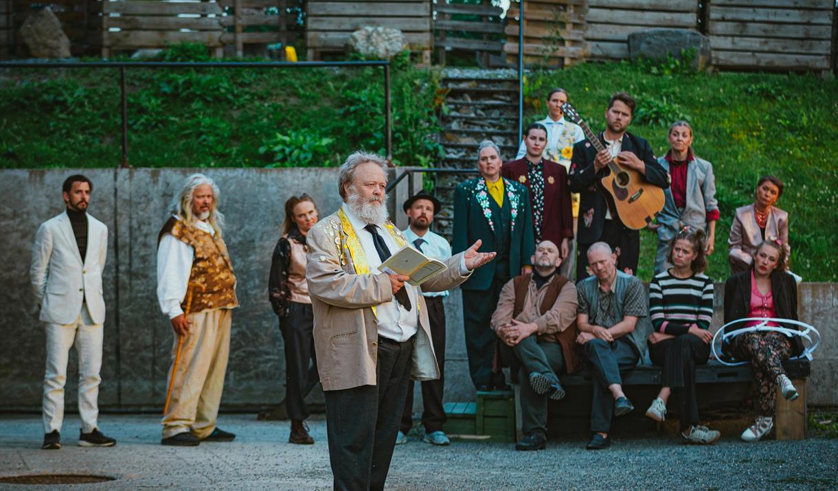 Lunsj-teater: "Novellesalong" med Anders Kippersund