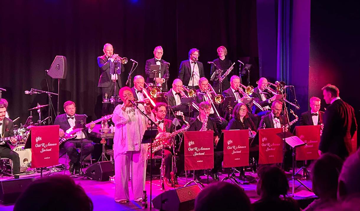 Odd R. Antonsen Storband med unge solister