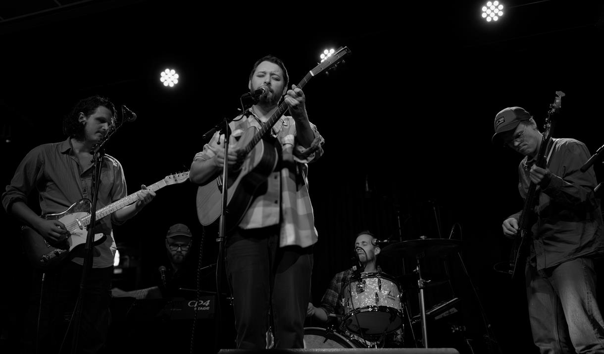 Konsert med Tormod Mikkelsen