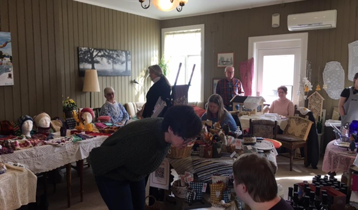 JULEMESSE MED JULEKONSERT