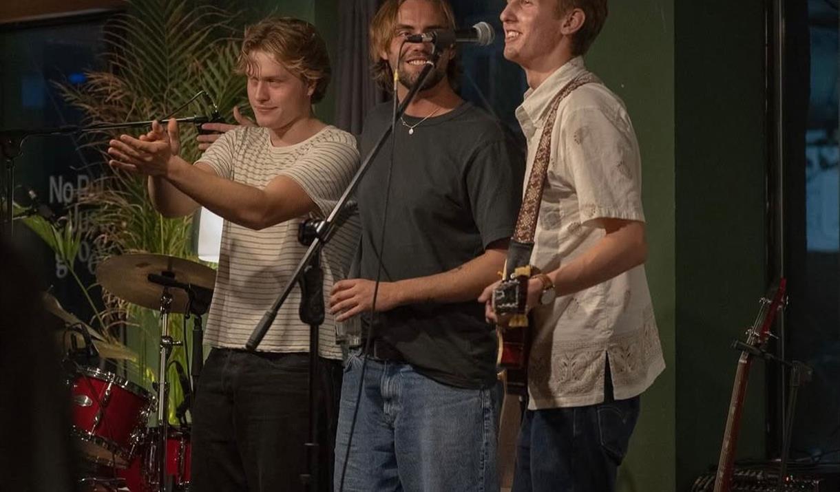 Eftasblues med Otto Junior  15. august på Gregers Live Hamar kl.15.00