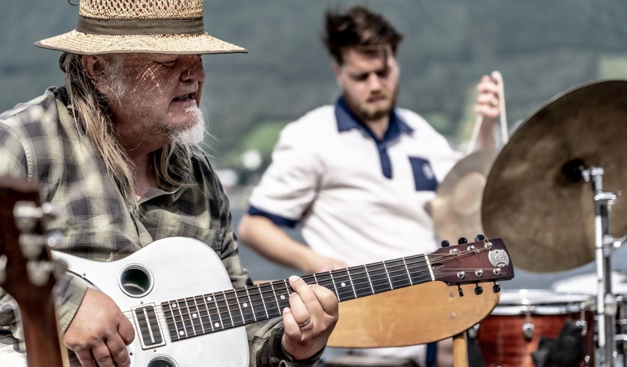 Morgenkonsert med Knut Reiersrud i aulaen på Domkirkeodden
