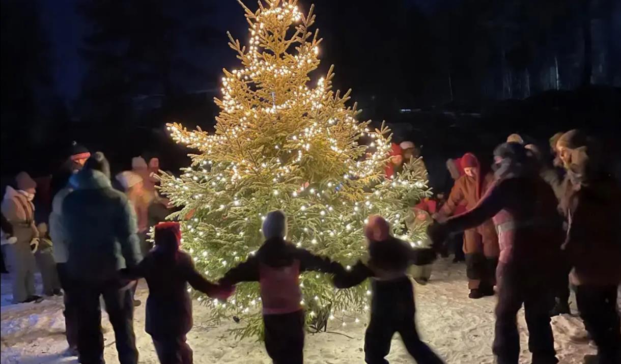 Julegrantenning og juleverksted