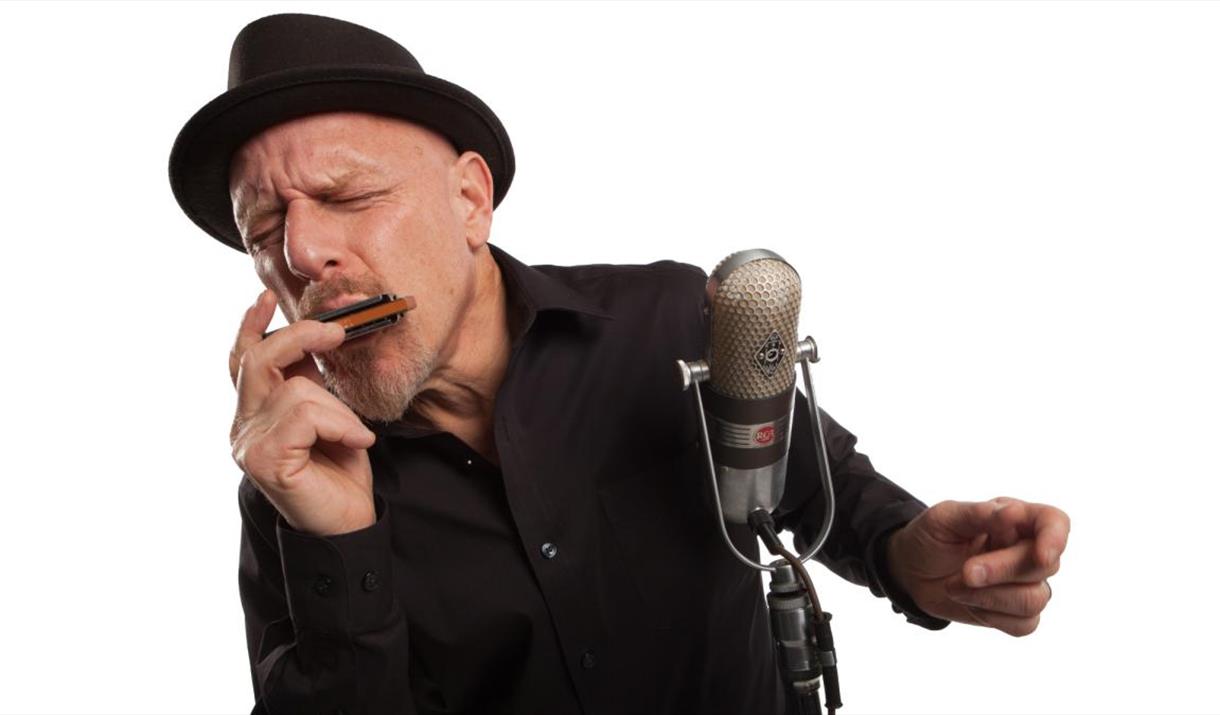 Kveldsblues med Tad Robinson lørdag 18. april. kl. 21.00