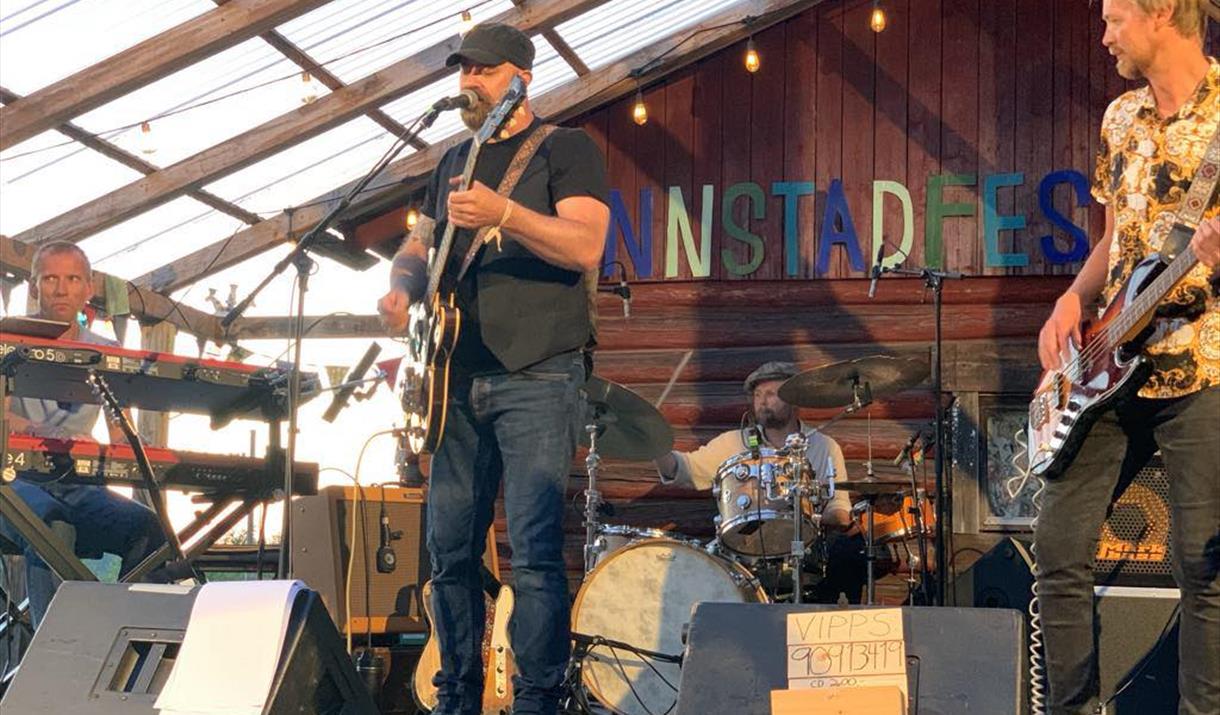 Eftaskonsert med  Electric Rail Express Lørdag den 28. mars på Hamar