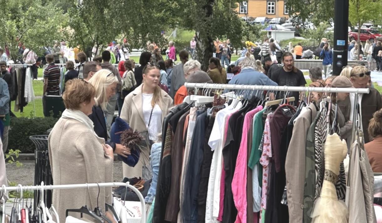 August-loppis i Strandgata
