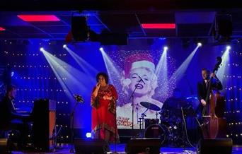 "Its Coming on Christmas" med Hege Nielsen Kvartett