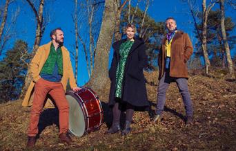 Østerlide // Røhnesalen