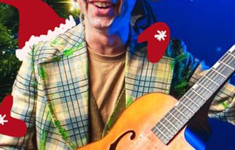 Lørdagsbarn: Trollefar møter Julenissen