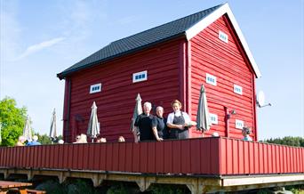 Put’n In Bar, Fjetre Gård