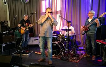Eftasblues med Hamar Bluesband lørdag 7. juni 2025 kl. 15.00  på Gregers Live Hamar