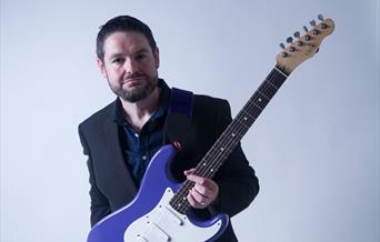 Kveldsblues med  Monster Mike Welch (USA) På Gregers Live Hamar  2. november kl. 21.00