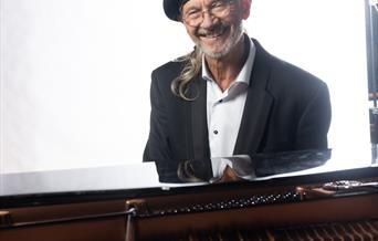 Reidar Larsen