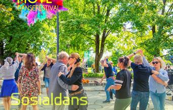 Sosialdans på Stortorget