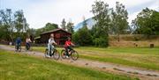 Venninner på sykkeltur Domkirkeodden