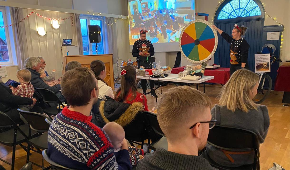 Julebasar på Ynglingen Julebasar på Ynglingen