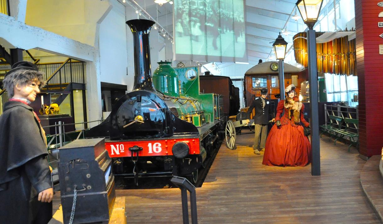 Utstilling inne på Norsk Jernbanemuseum