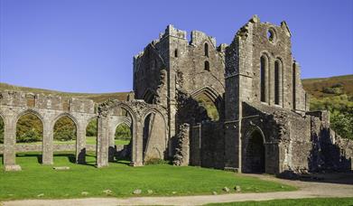 Llanthony Priory