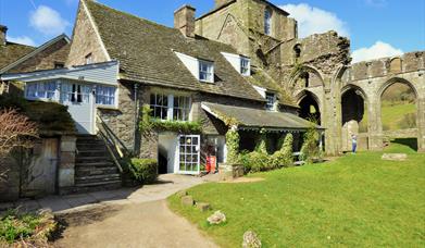 Llanthony Priory Hotel